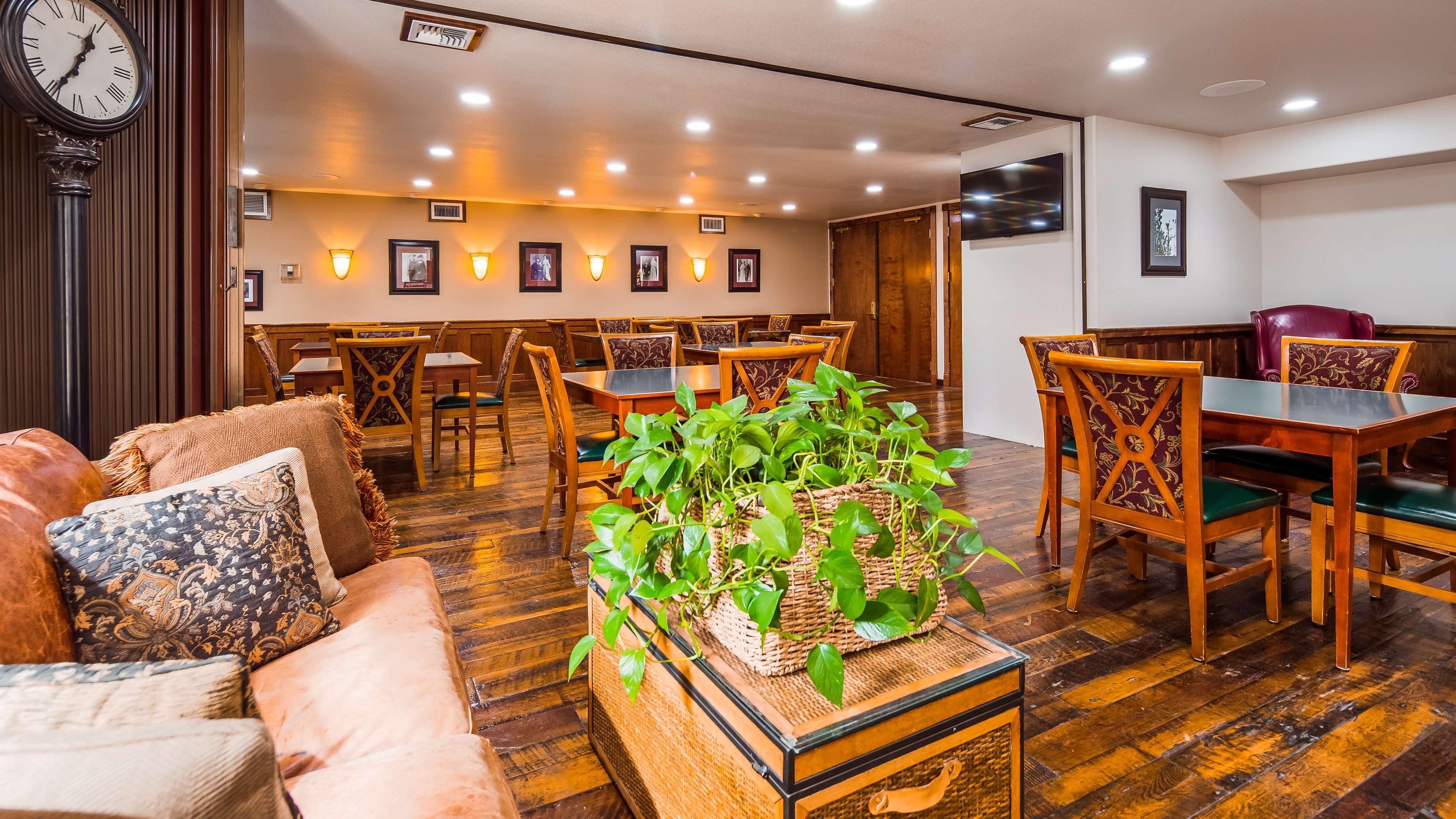 Best Western Newberry Station La Pine Bagian luar foto