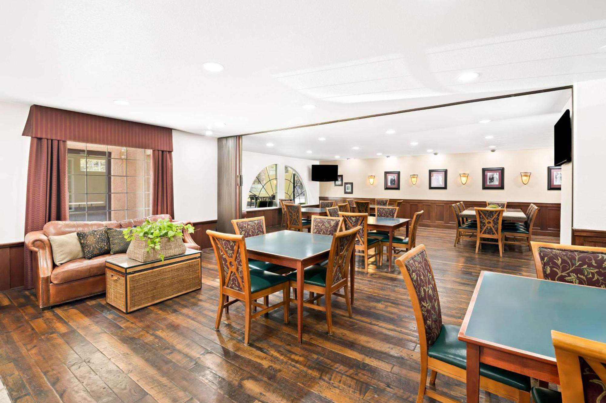 Best Western Newberry Station La Pine Bagian luar foto